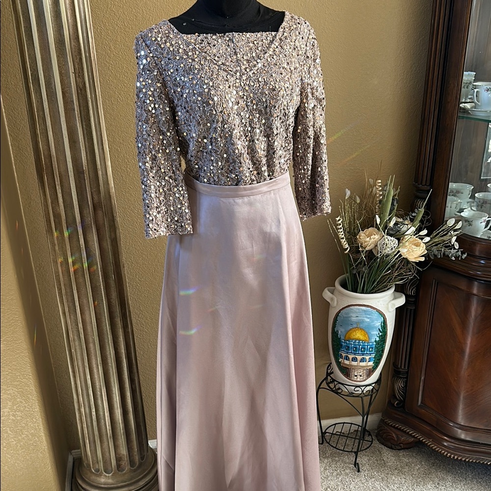 Formal top and skirt set